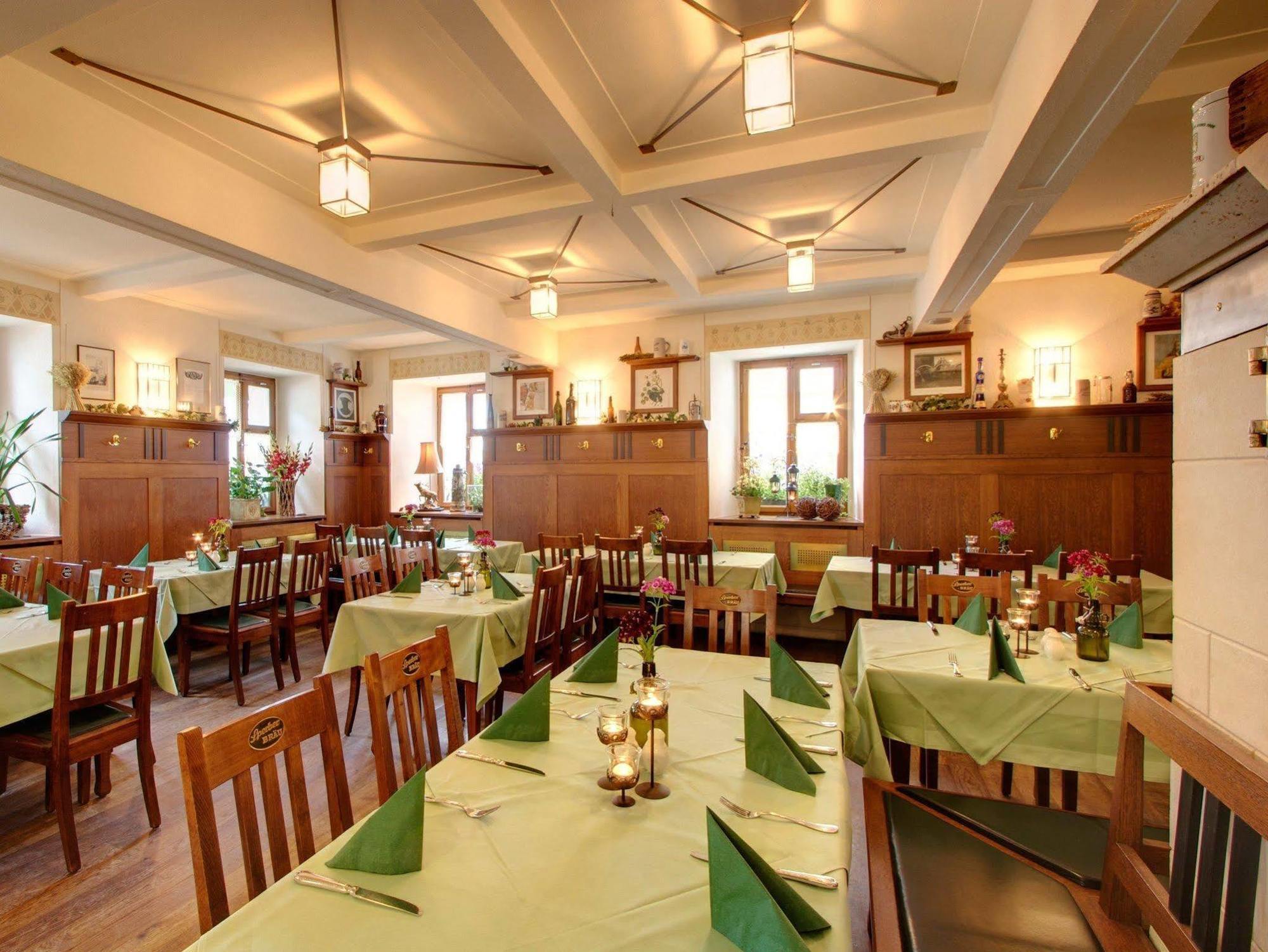 Sperber Braeu Hotel Sulzbach-Rosenberg Restaurant billede